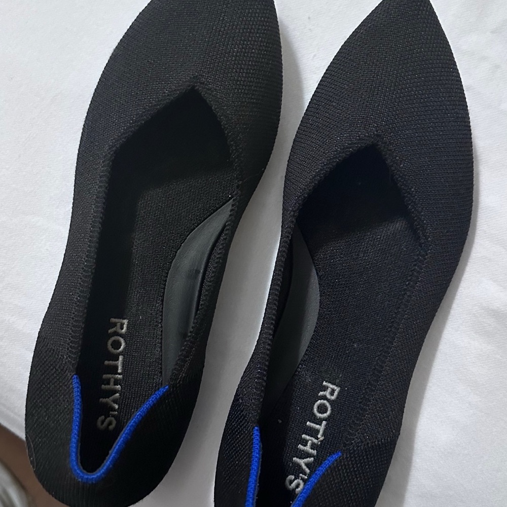 Rothy’s the point 2. Size 7